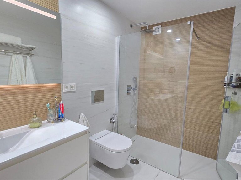 Apartment for Sale in Benalmadena, Malaga 30