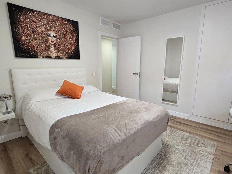 Apartment for Sale in Benalmadena, Malaga 8
