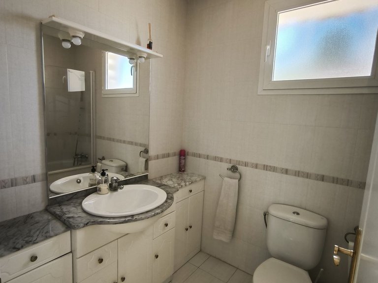 Villa for Sale in Cerros Del Aguila, Malaga 38