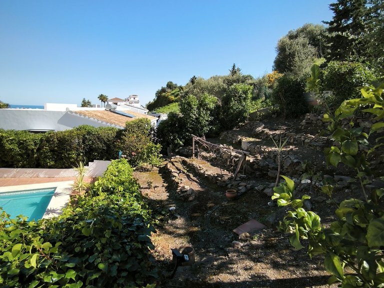 Villa for Sale in Cerros Del Aguila, Malaga 45