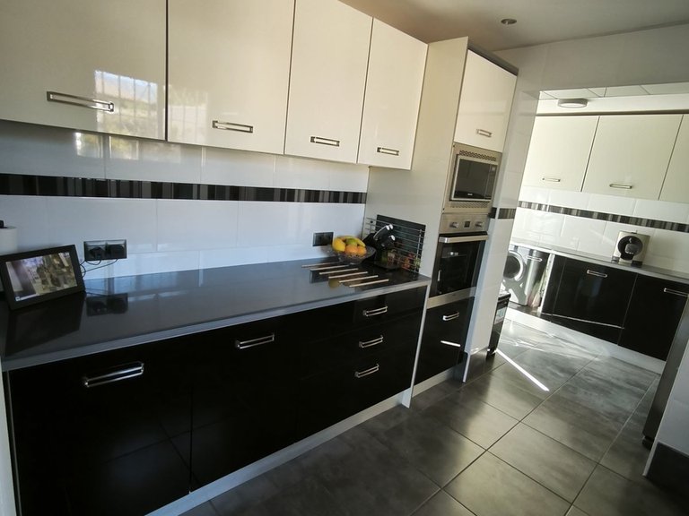 Villa for Sale in Cerros Del Aguila, Malaga 7