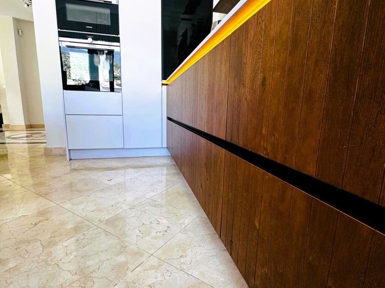 Villa for Sale in Marbella, Malaga 17