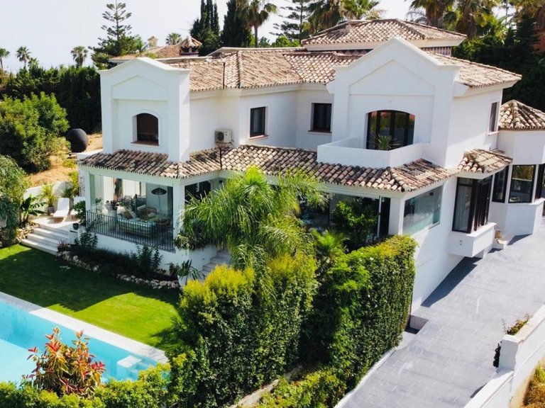 Villa for Sale in Marbella, Malaga 22