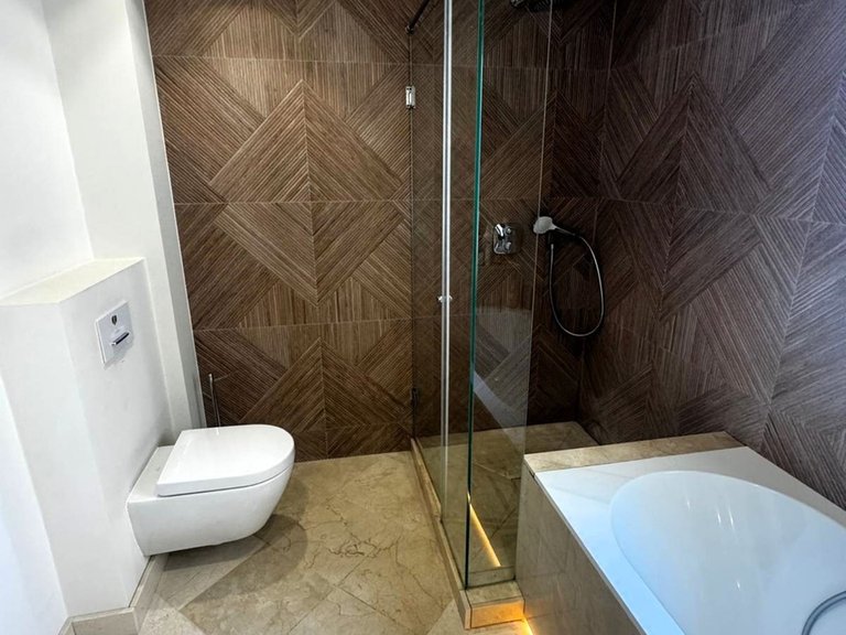 Villa for Sale in Marbella, Malaga 24