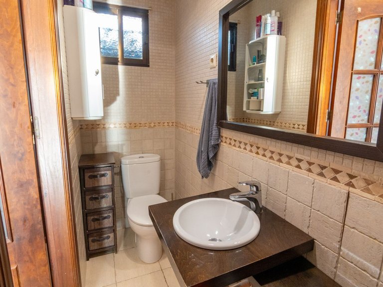 Villa for Sale in Estepona, Malaga 13