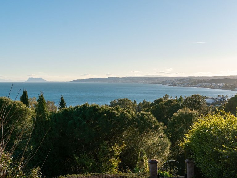 Villa for Sale in Estepona, Malaga 45