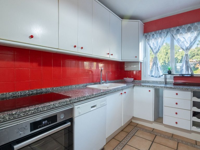 Villa for Sale in Estepona, Malaga 6