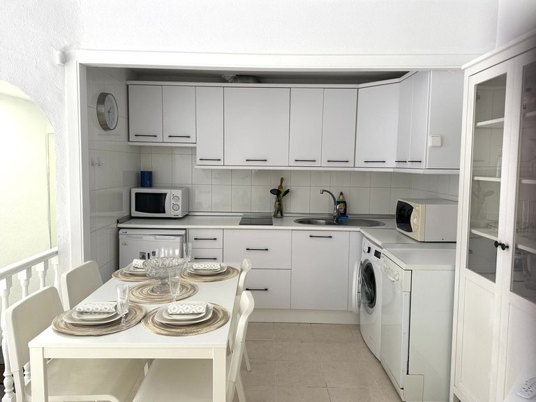 Apartment for Sale in Calahonda, Malaga 6