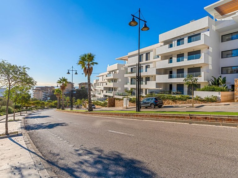 Apartment for Sale in Higueron, Malaga 14