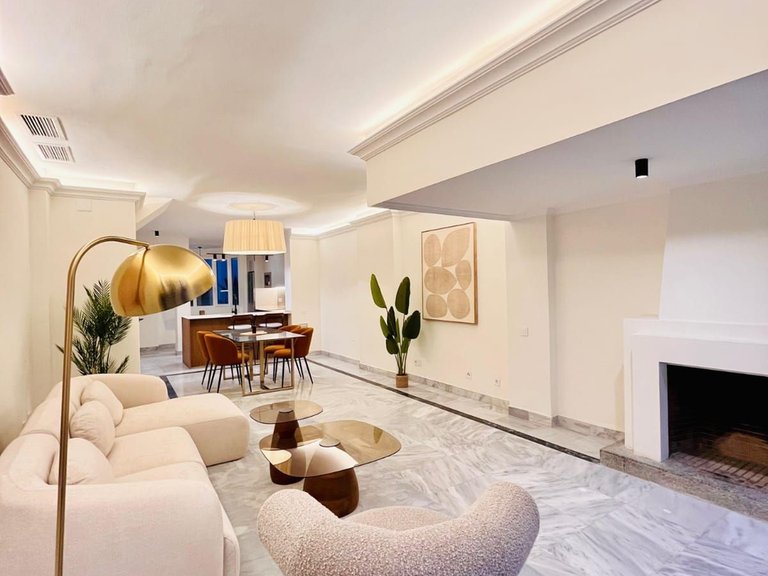 Apartment for Sale in Marbella, Malaga 16