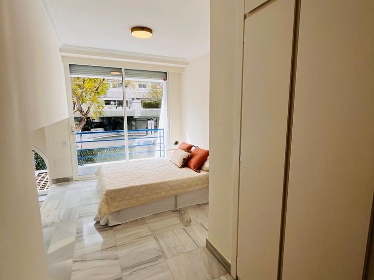 Apartment for Sale in Marbella, Malaga 24