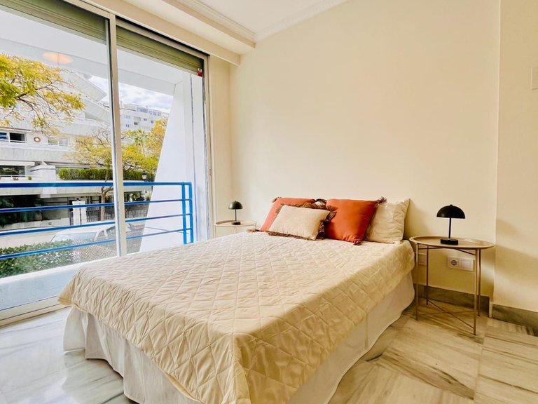 Apartment for Sale in Marbella, Malaga 25