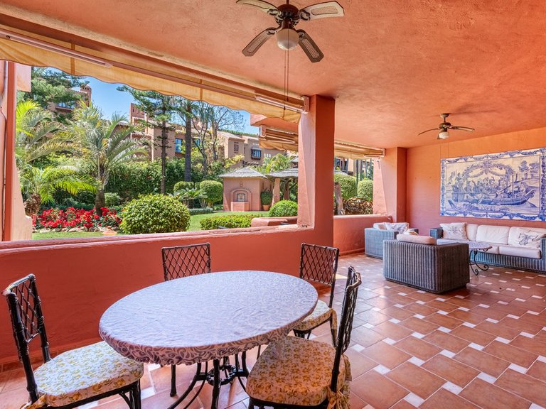 Apartment for Sale in Guadalmina Baja, Malaga 10