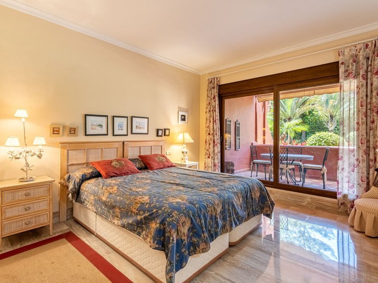 Apartment for Sale in Guadalmina Baja, Malaga 12