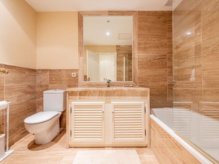 Apartment for Sale in Guadalmina Baja, Malaga 14