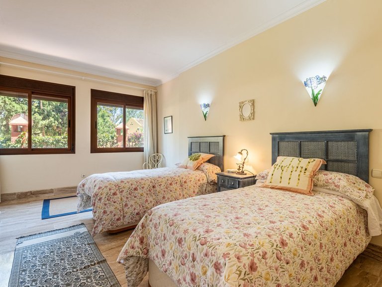 Apartment for Sale in Guadalmina Baja, Malaga 15