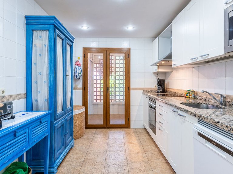 Apartment for Sale in Guadalmina Baja, Malaga 19