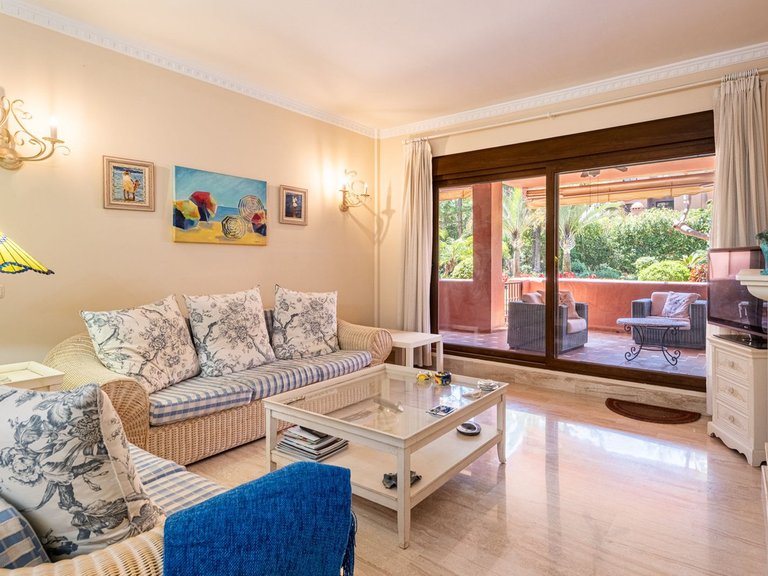 Apartment for Sale in Guadalmina Baja, Malaga 4