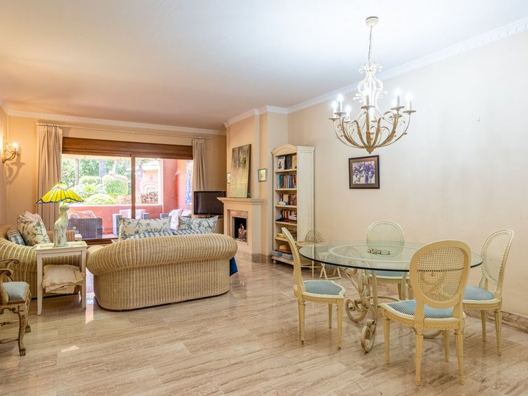 Apartment for Sale in Guadalmina Baja, Malaga 6