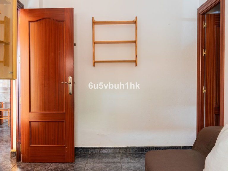 Apartment for Sale in Las Lagunas, Malaga 8