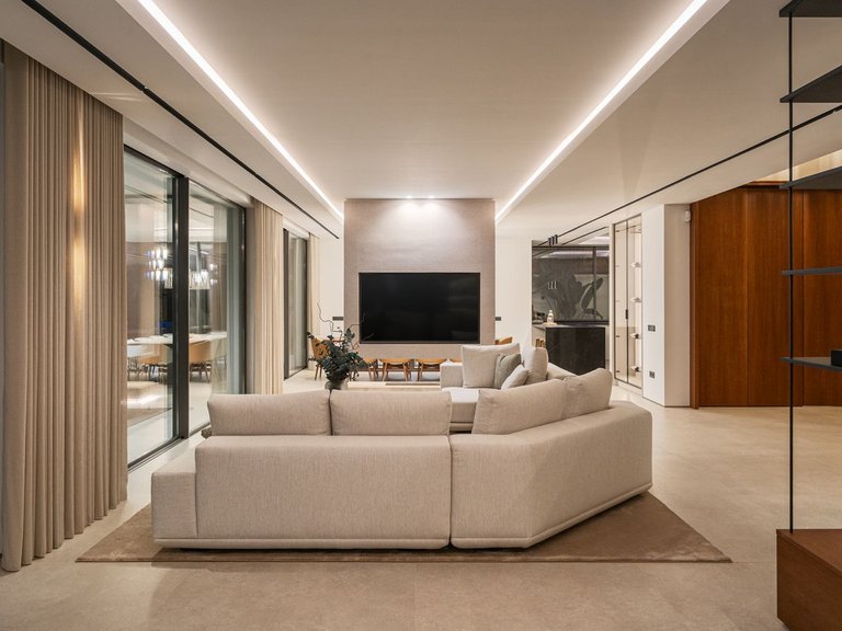 Villa for Sale in Benahavís, Malaga 10