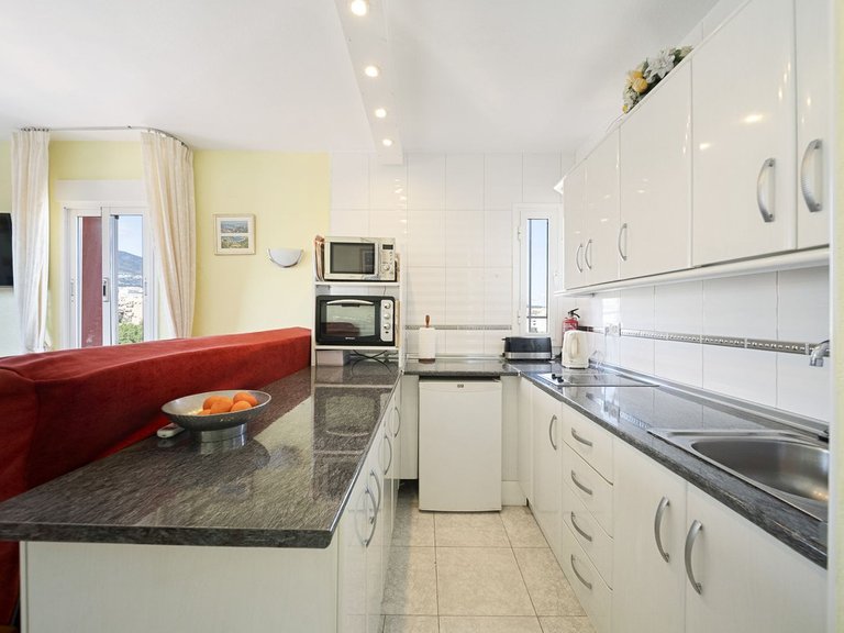 Penthouse for Sale in Costa del Sol, Benalmadena Costa, Malaga 8