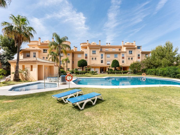 Apartment for Sale in Calahonda, Malaga 1