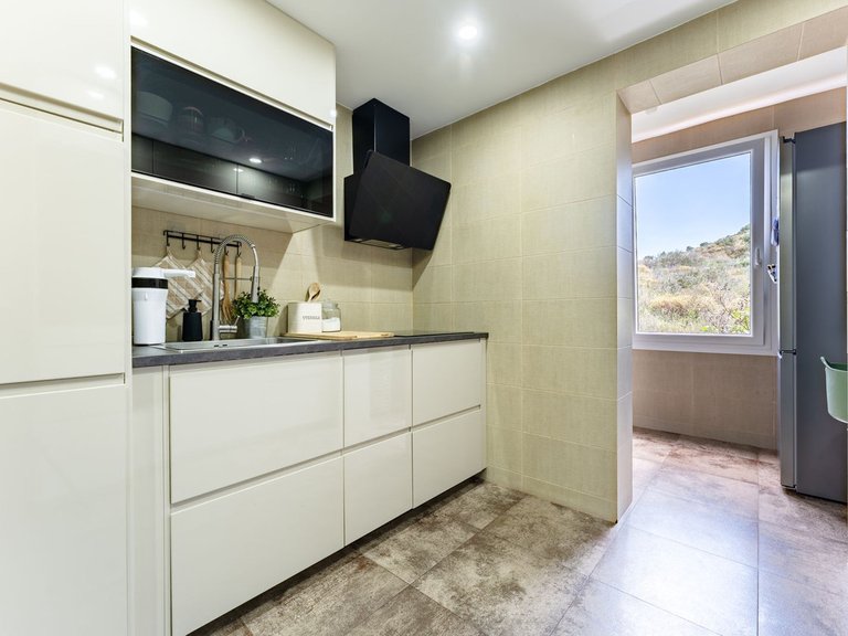 Apartment for Sale in Calahonda, Malaga 10