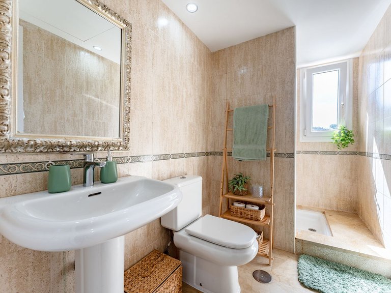 Apartment for Sale in Calahonda, Malaga 22