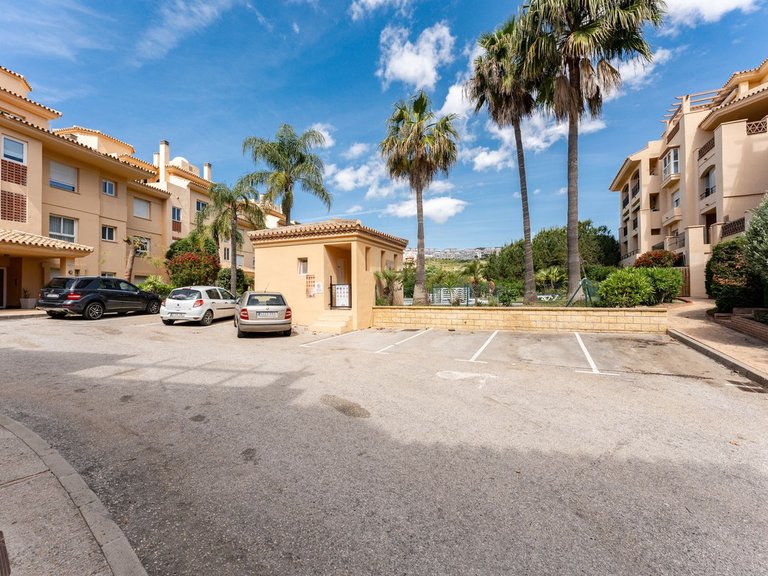 Apartment for Sale in Calahonda, Malaga 23