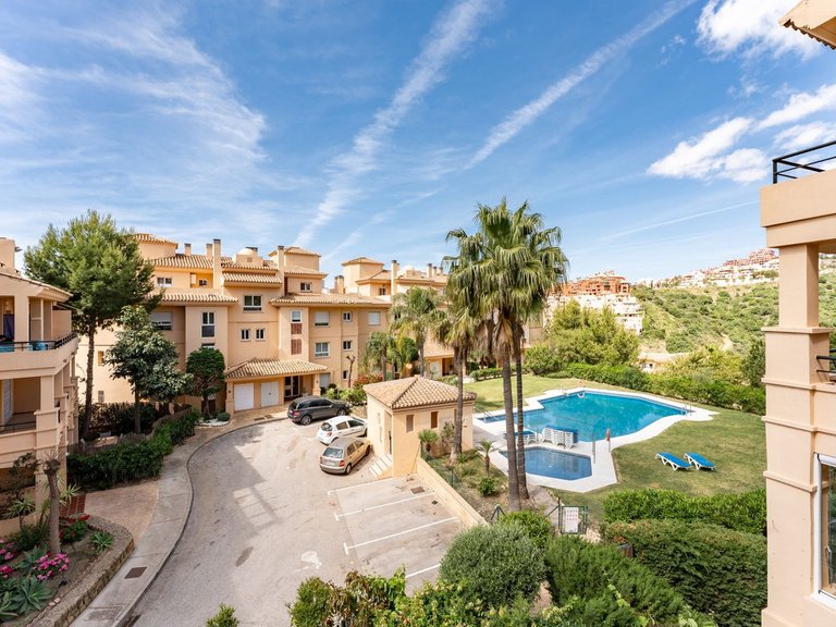 Apartment for Sale in Calahonda, Malaga 6