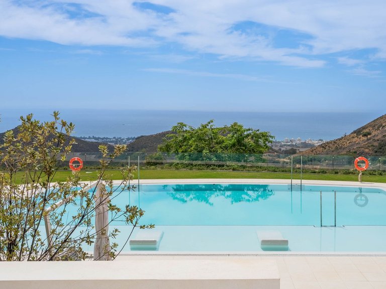 Apartment for Sale in Ojén, Malaga 11