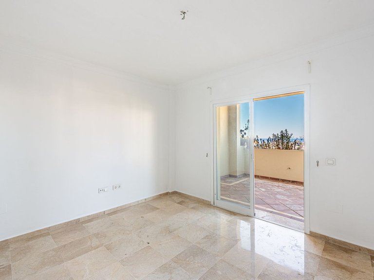 Apartment for Sale in Selwo, Malaga 13