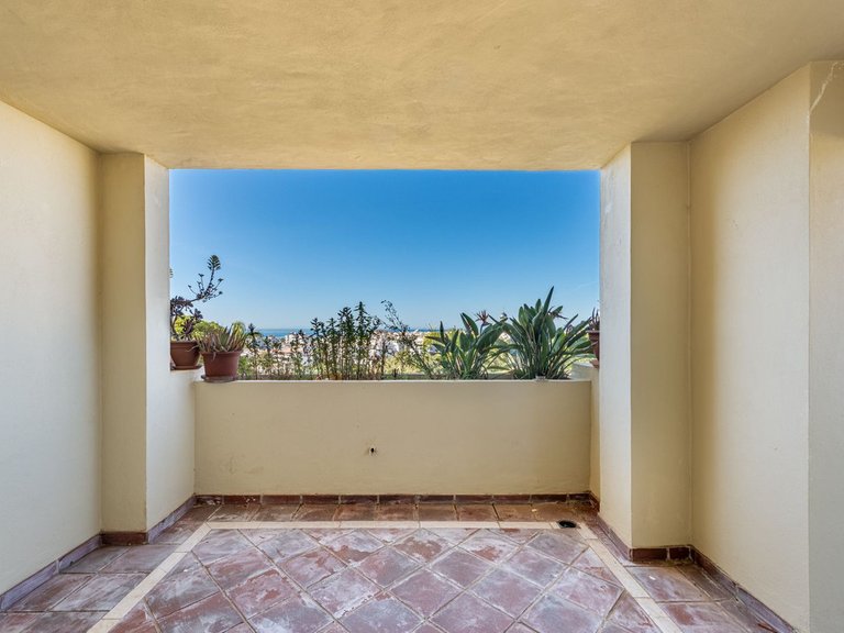 Apartment for Sale in Selwo, Malaga 14