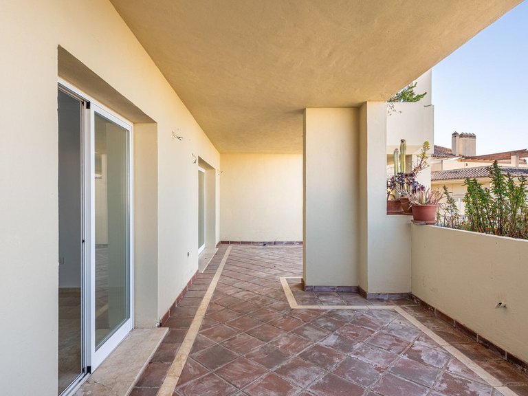 Apartment for Sale in Selwo, Malaga 20