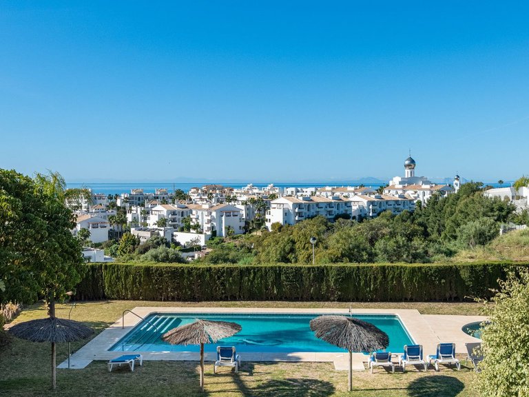 Apartment for Sale in Selwo, Malaga 3