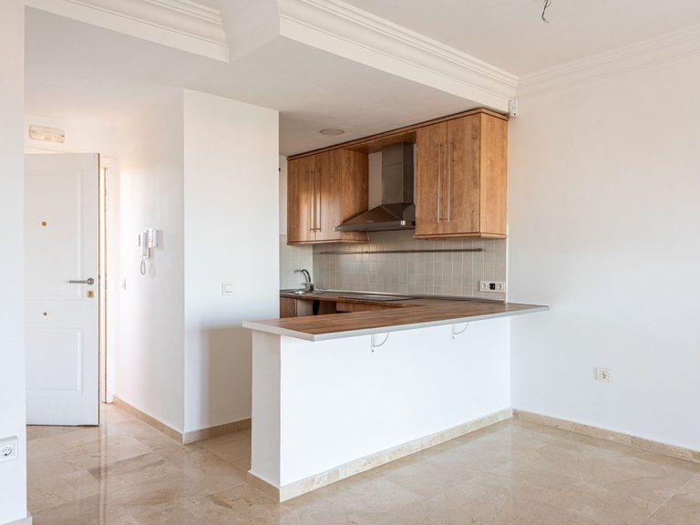 Apartment for Sale in Selwo, Malaga 7