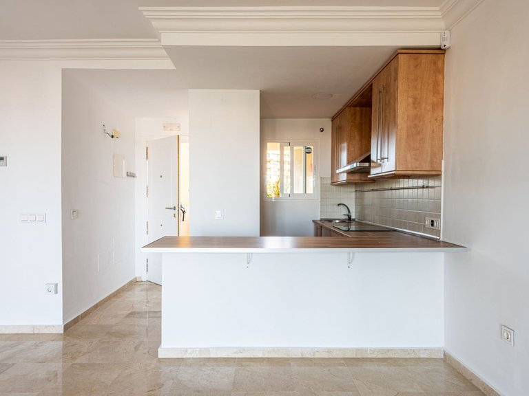 Apartment for Sale in Selwo, Malaga 8