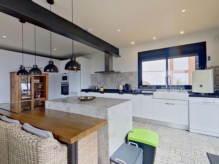 Villa for Sale in Alhaurín De La Torre, Malaga 37