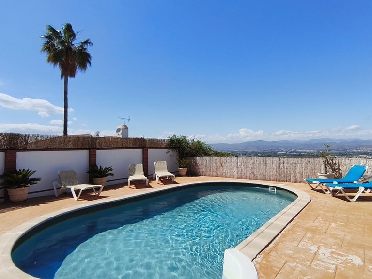 Villa for Sale in Alhaurín De La Torre, Malaga 44
