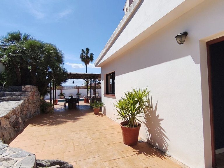 Villa for Sale in Alhaurín De La Torre, Malaga 50