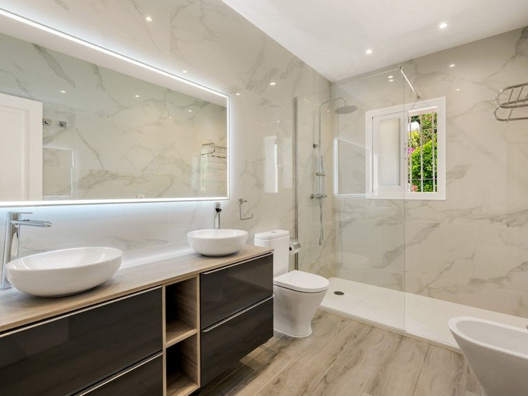 Villa for Sale in Mijas Golf, Malaga 19