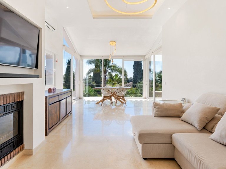 Villa for Sale in Mijas Golf, Malaga 2