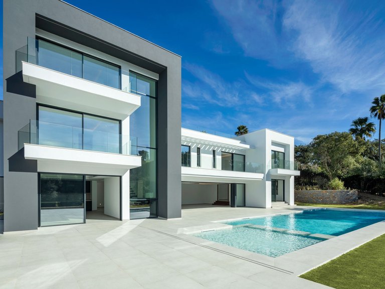 Villa for Sale in Sotogrande Alto, Cadiz 12