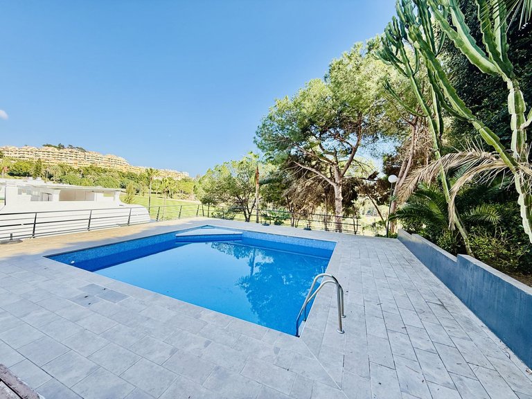 Villa for Sale in Benalmadena, Malaga 10