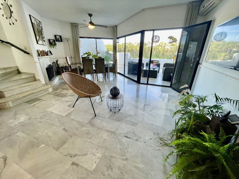 Villa for Sale in Benalmadena, Malaga 11