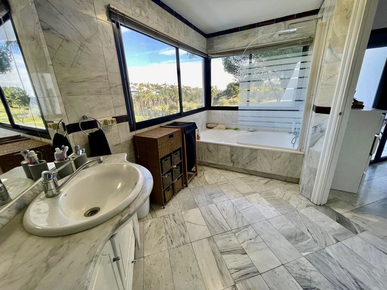 Villa for Sale in Benalmadena, Malaga 22