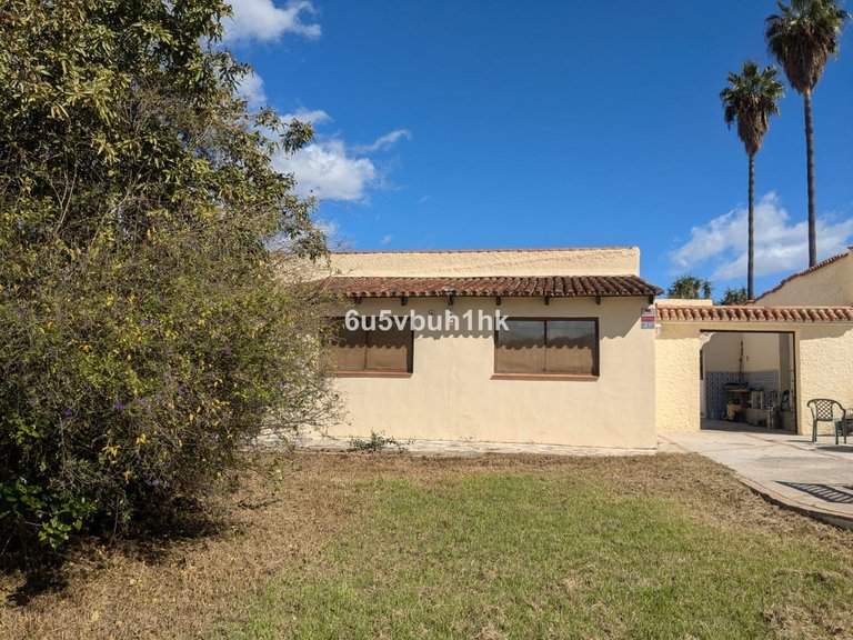 Villa for Sale in Alhaurín El Grande, Malaga 13