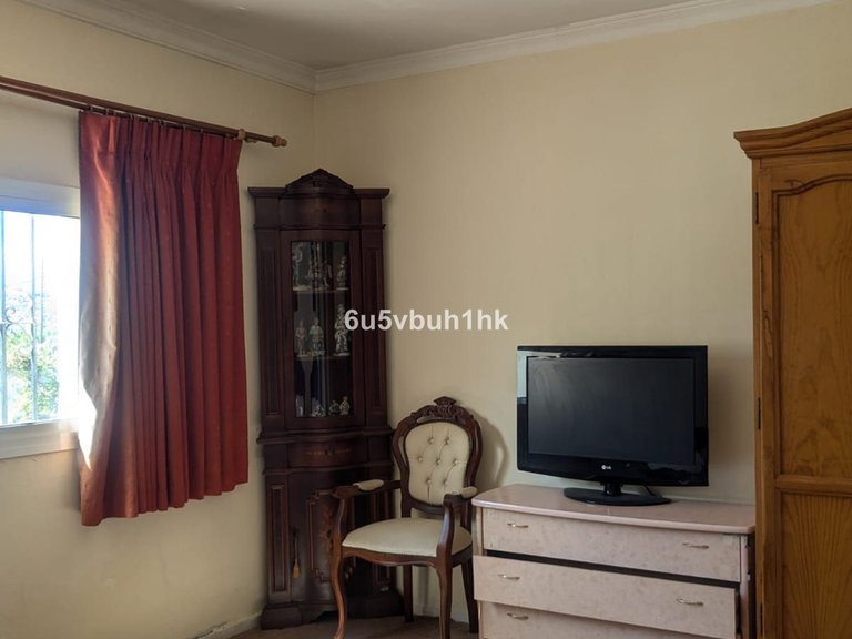 Villa for Sale in Alhaurín El Grande, Malaga 18