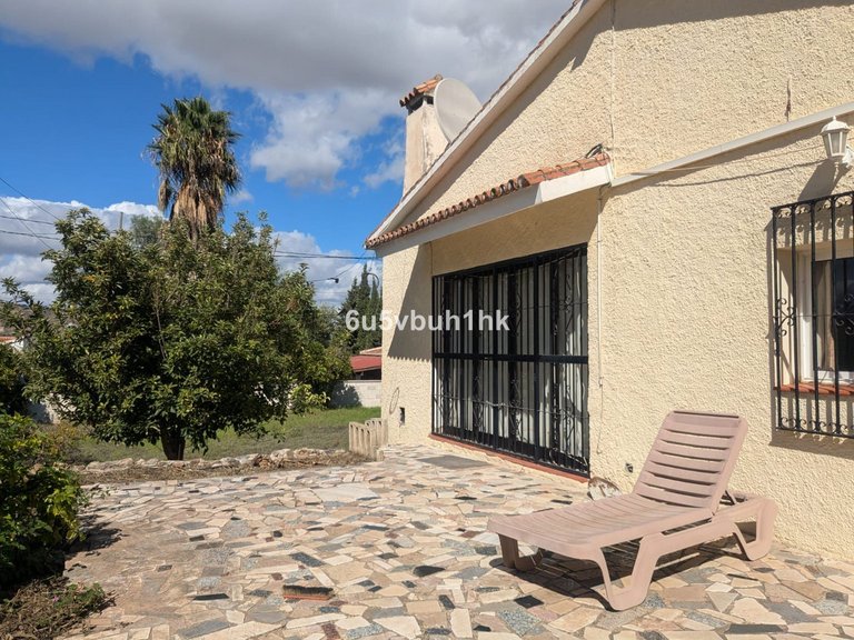 Villa for Sale in Alhaurín El Grande, Malaga 4